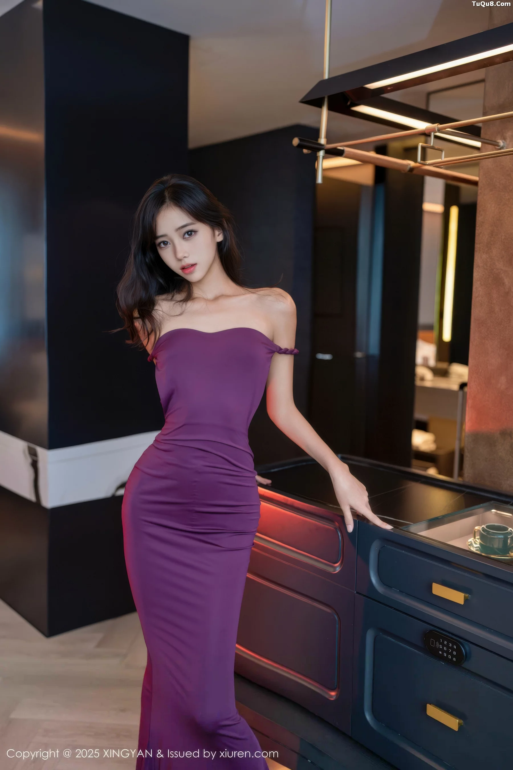 秀人集.com_[XINGYAN星颜社]VOL.407_模特时安安性感紫色连衣长裙配超薄黑丝秀柔美身段诱惑写真76P