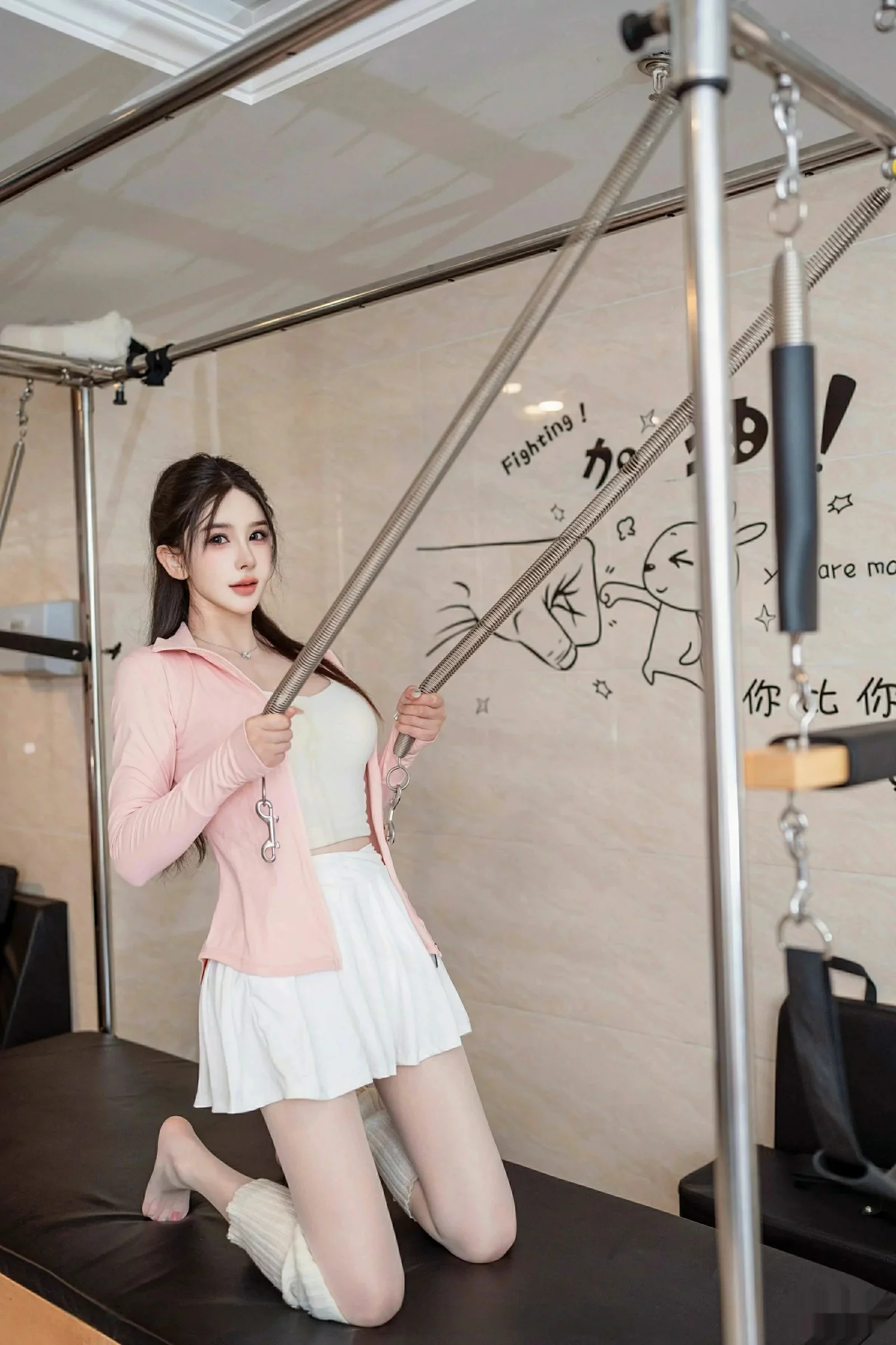 秀人集.com_[XINGYAN星颜社]VOL.408_模特合集女神李丽莎健身房性感服饰秀丰满身材惹火诱惑写真65P