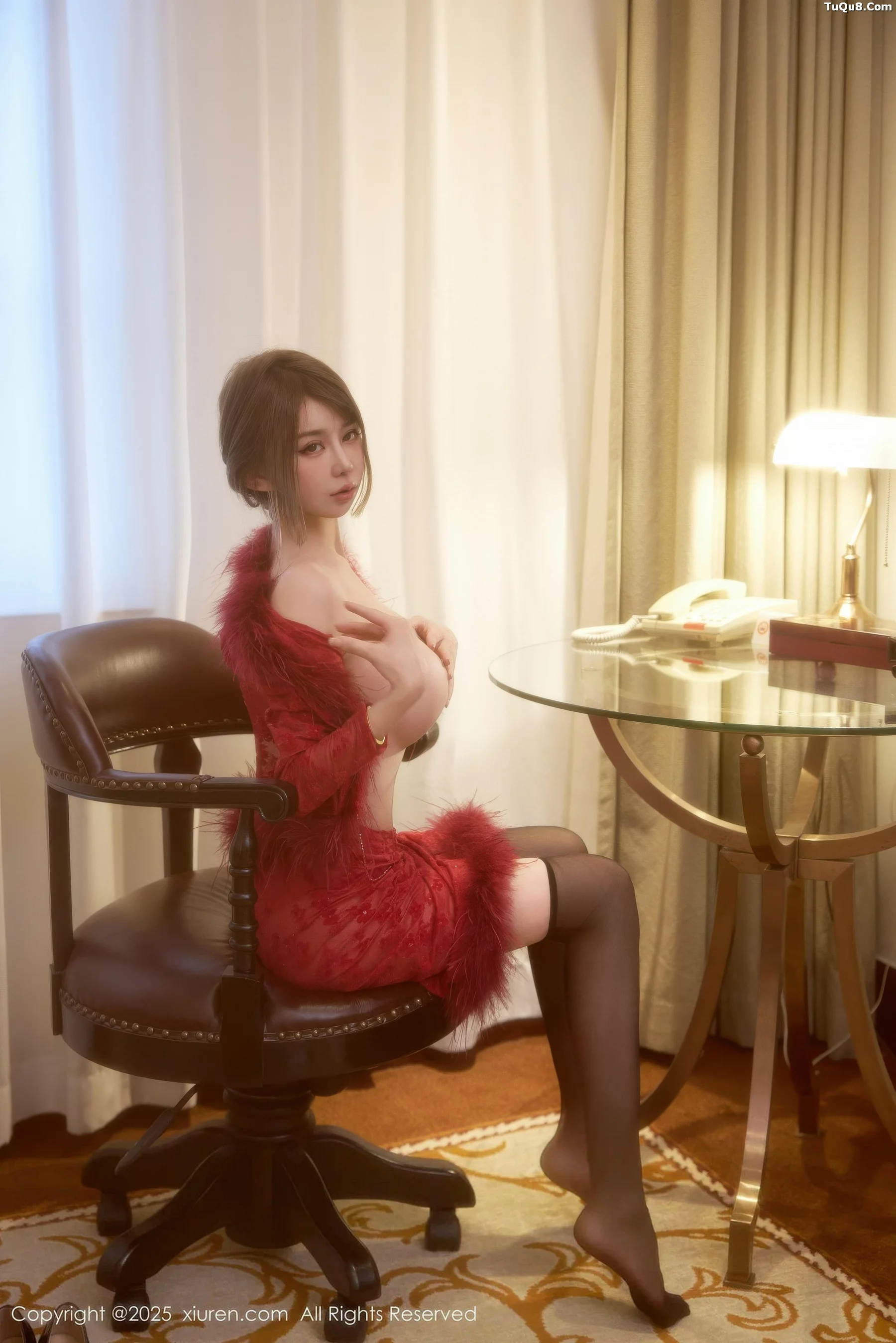 秀人集.com_[XiuRen秀人网]No.10848_模特Zoe柚柚性感红色复古服饰配超薄黑丝秀凹凸身材诱惑写真52P