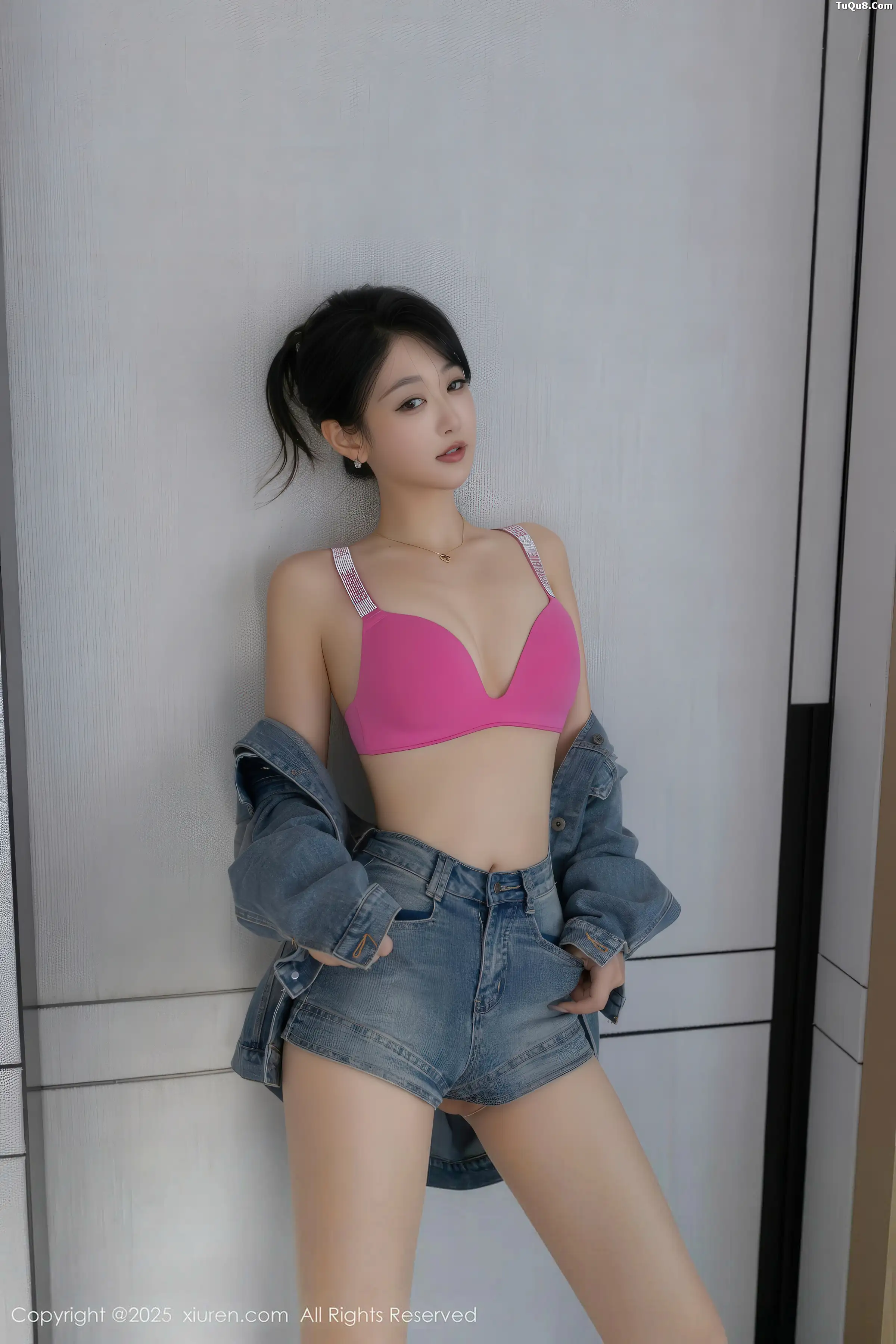 秀人集.com_[XiuRen秀人网]No.11083_模特唐安琪性感牛仔套装露粉红内衣配开档黑丝秀翘臀美腿诱惑写真79P