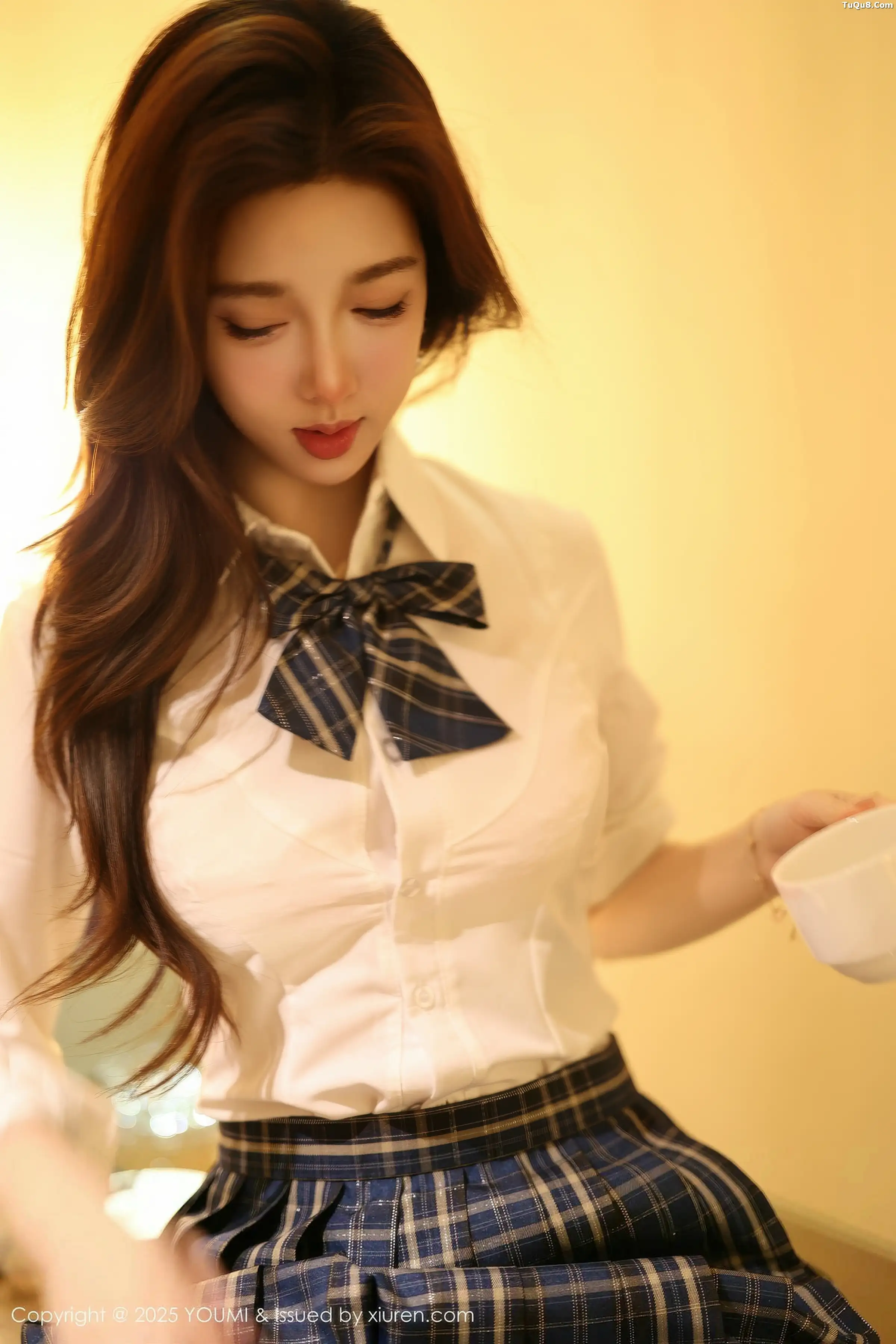 秀人集.com_[YouMi尤蜜荟]Vol.1183_模特Twins-桃桃性感JK制服露白色内衣配超薄黑丝秀美腿诱惑写真92P