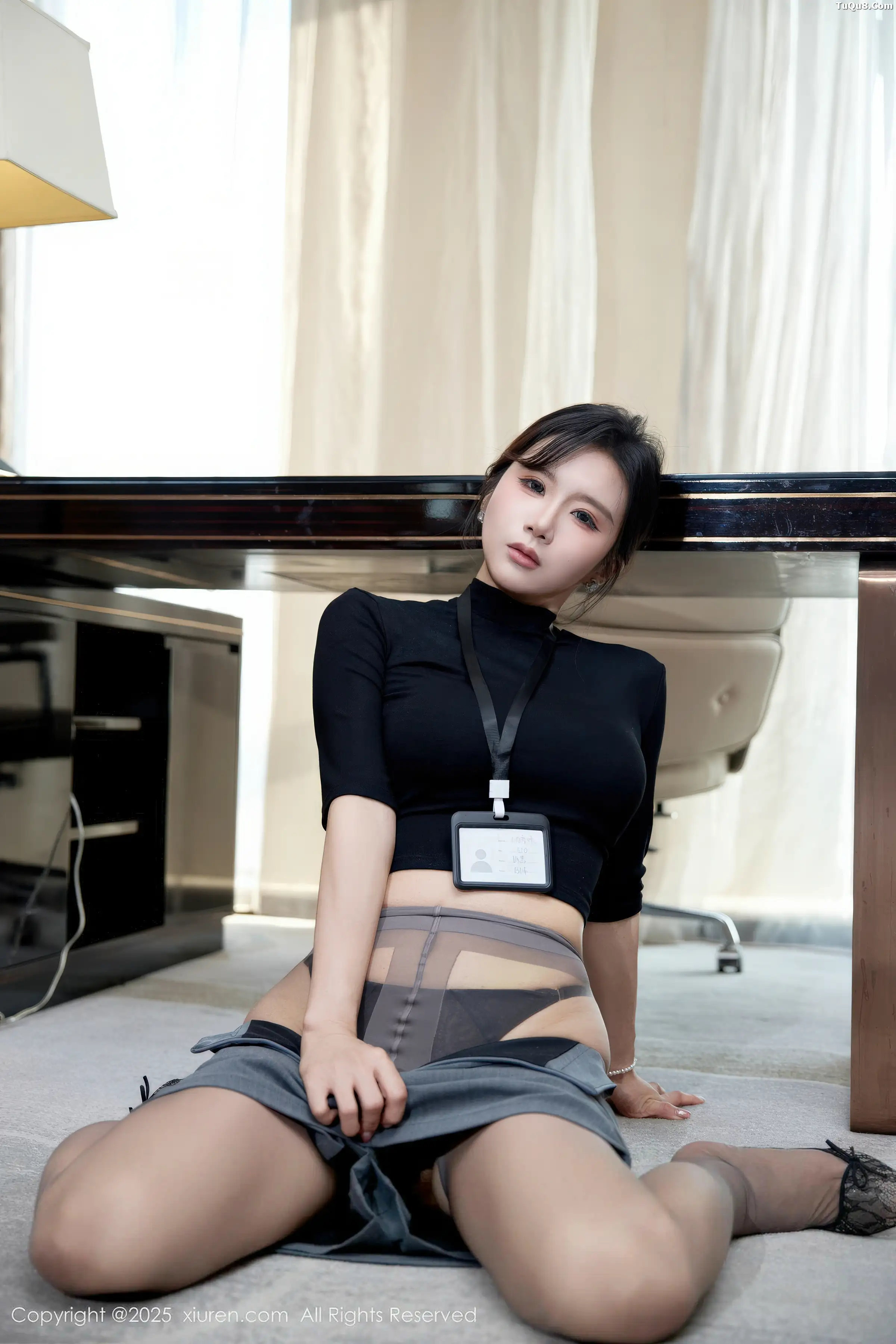 秀人集.com_[XiuRen秀人网]No.11130_模特小肉肉咪性感OL服饰露黑色蕾丝内衣秀凹凸身材撩人诱惑写真71P